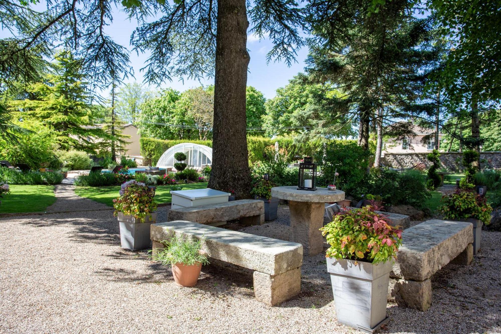 Gites Du Caylar - Chambres Et Appartments Le Caylar Exterior foto